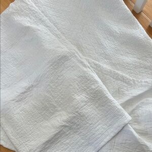 Tommy Bahama Cream Quilted Cover